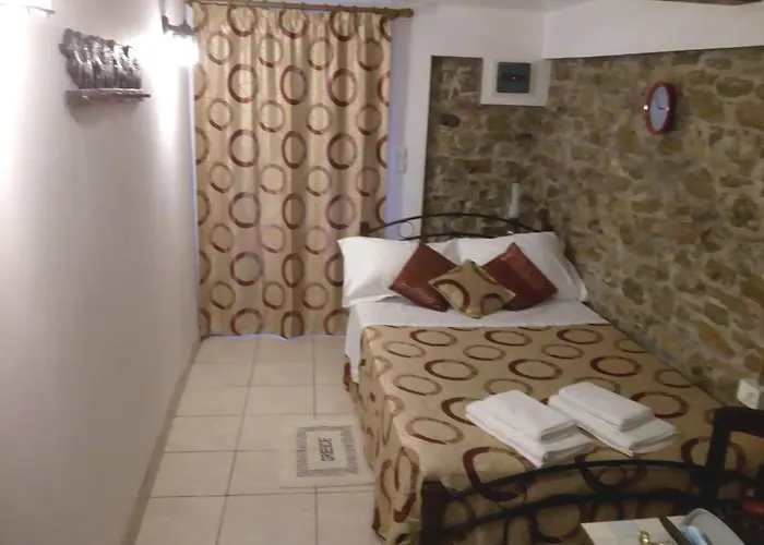 Casa Lela 3...hydra