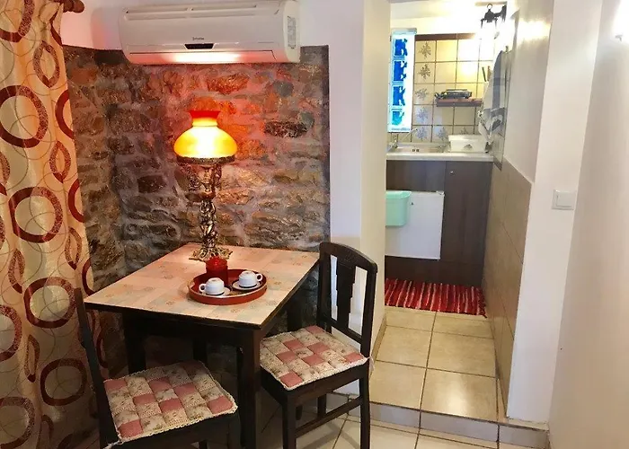 Casa Lela 3...hydra