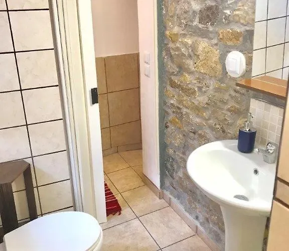Casa Lela 3...hydra